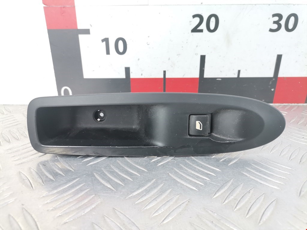 Кнопка стеклоподъемника CITROEN C4 II 2010-н.в.