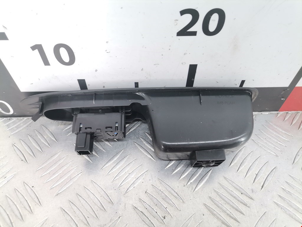 Кнопка стеклоподъемника CITROEN C4 II 2010-н.в.