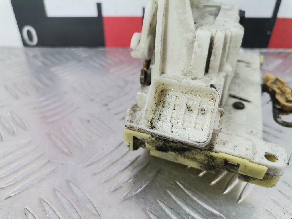 Замок двери задней левой FORD Mondeo II 1996-2000