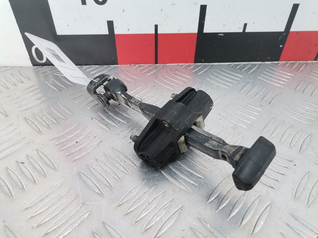 Ограничитель открывания двери FORD Fiesta 2008-2012