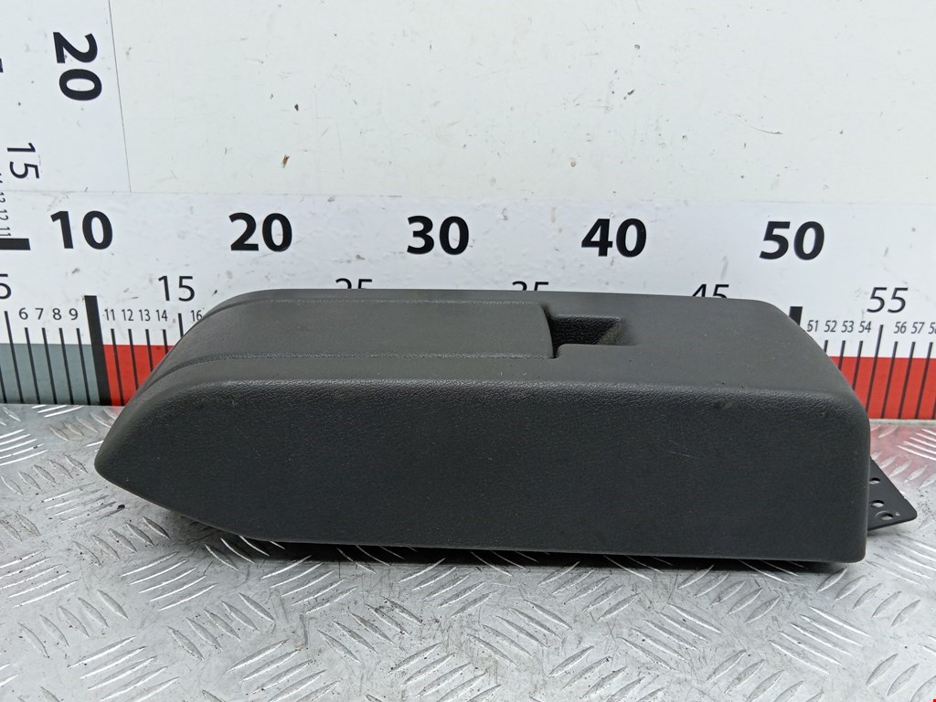 Подлокотник в салон JEEP Patriot 2007-2017