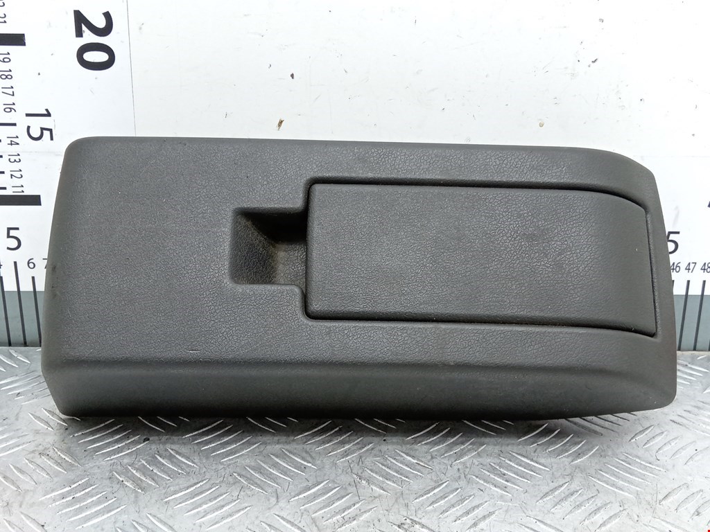 Подлокотник в салон JEEP Patriot 2007-2017