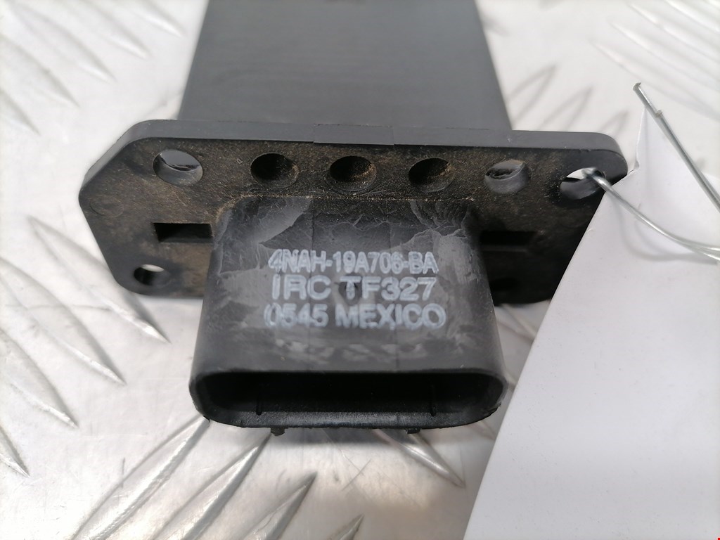 Резистор отопителя (сопротивление печки) INFINITI QX56/QX80 2004-2010