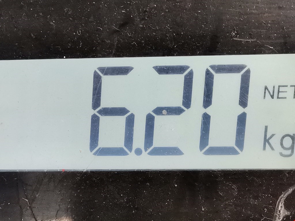 Усилитель переднего бампера (передний) TOYOTA Corolla E120 2001-2006