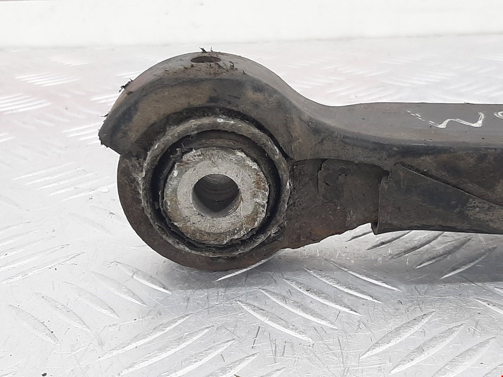 Рычаг задний правый MERCEDES-BENZ C-Class C-klasse W204 2007-2015