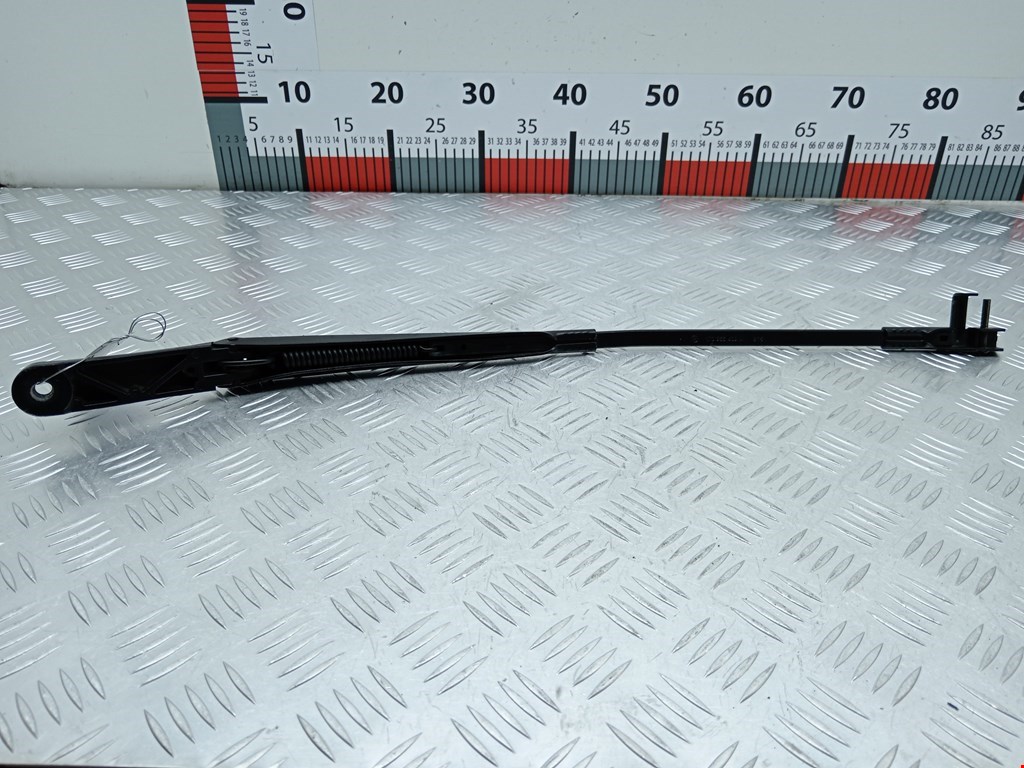 Поводок дворников передний левый/ правый VOLKSWAGEN Touran 2003-2010