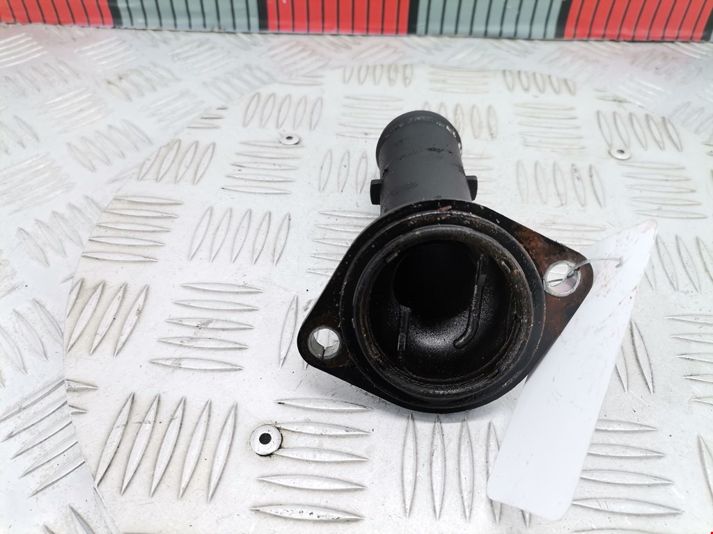 Корпус термостата VOLKSWAGEN Passat CC 2008-2017