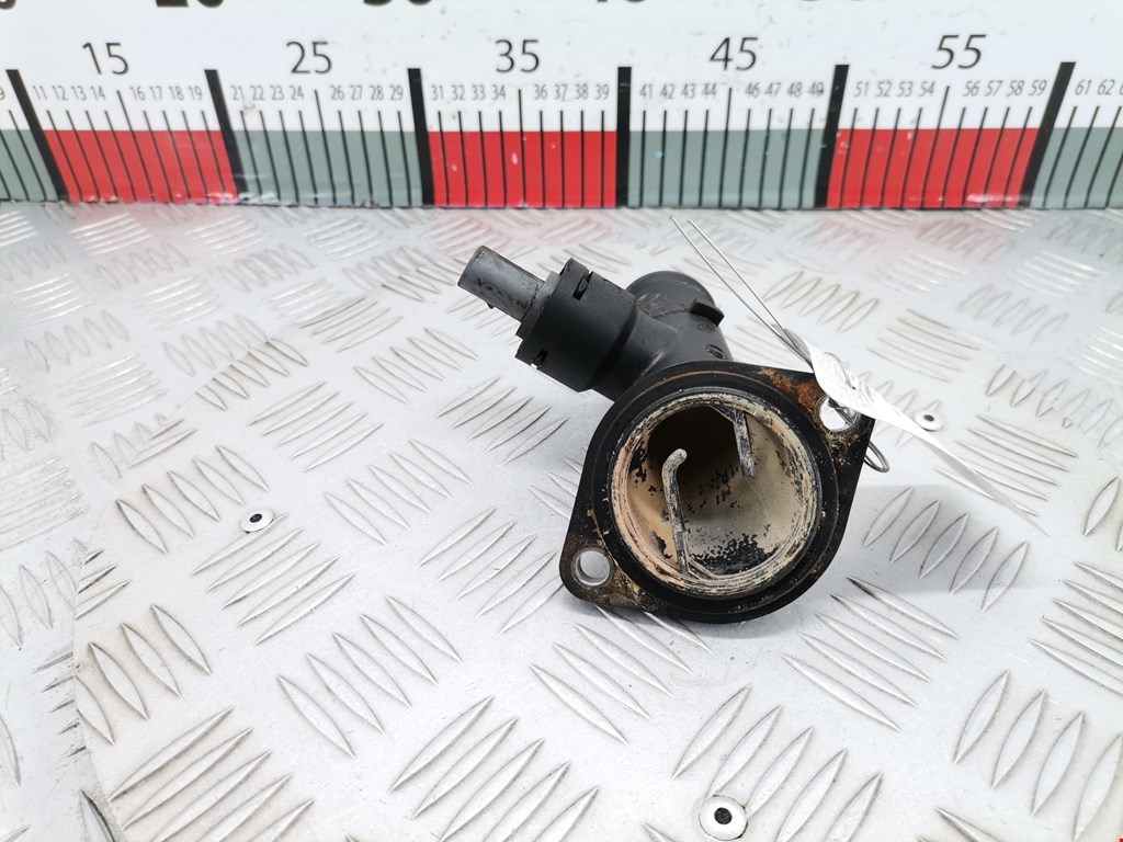 Корпус термостата VOLKSWAGEN Golf V 2003-2009