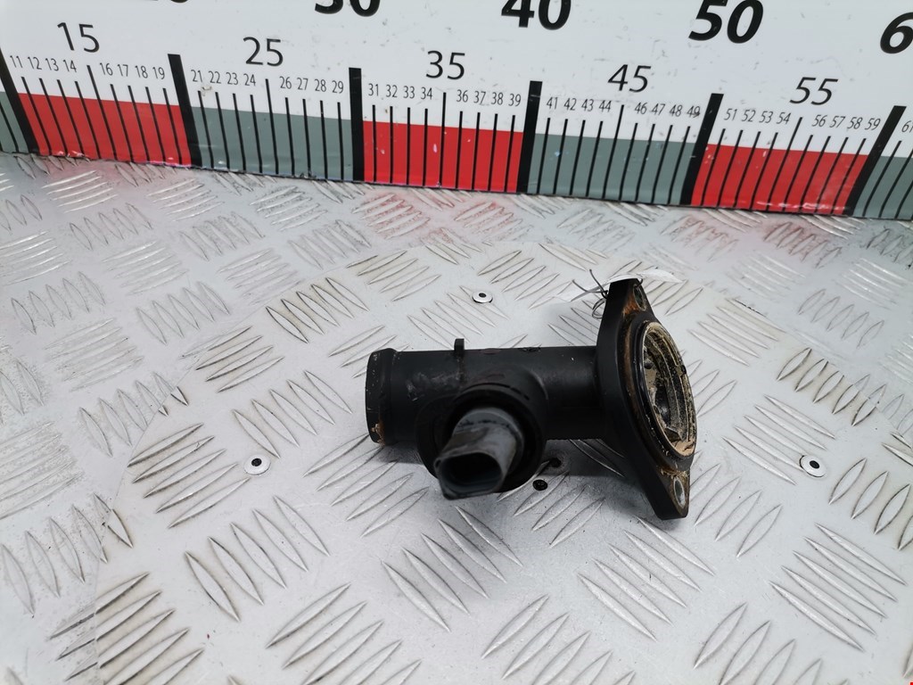 Корпус термостата VOLKSWAGEN Golf V 2003-2009