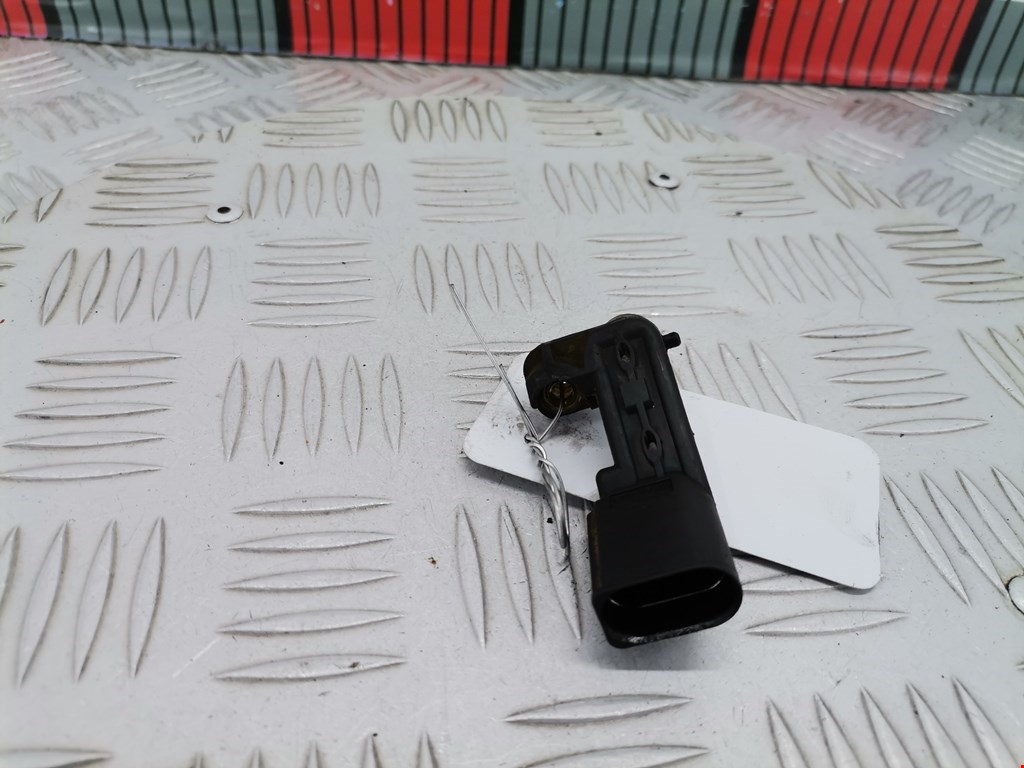 Датчик положения коленвала VOLKSWAGEN Golf V 2003-2009