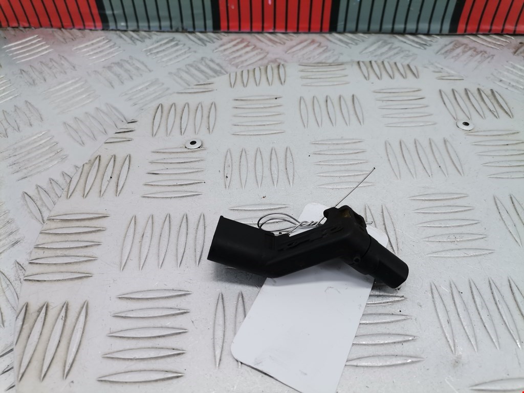 Датчик положения коленвала VOLKSWAGEN Golf V 2003-2009