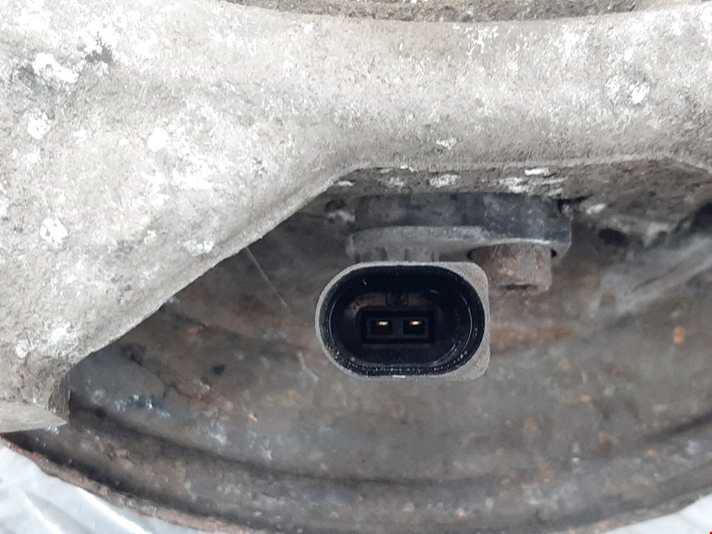 Ступица задняя левая VOLKSWAGEN Touareg 2010-2018