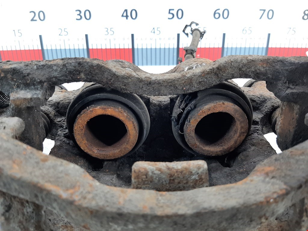 Суппорт передний правый IVECO Daily III 1999-2006