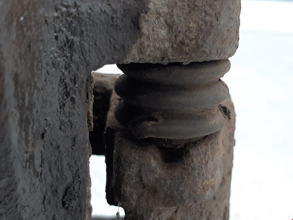 Суппорт передний правый IVECO Daily III 1999-2006