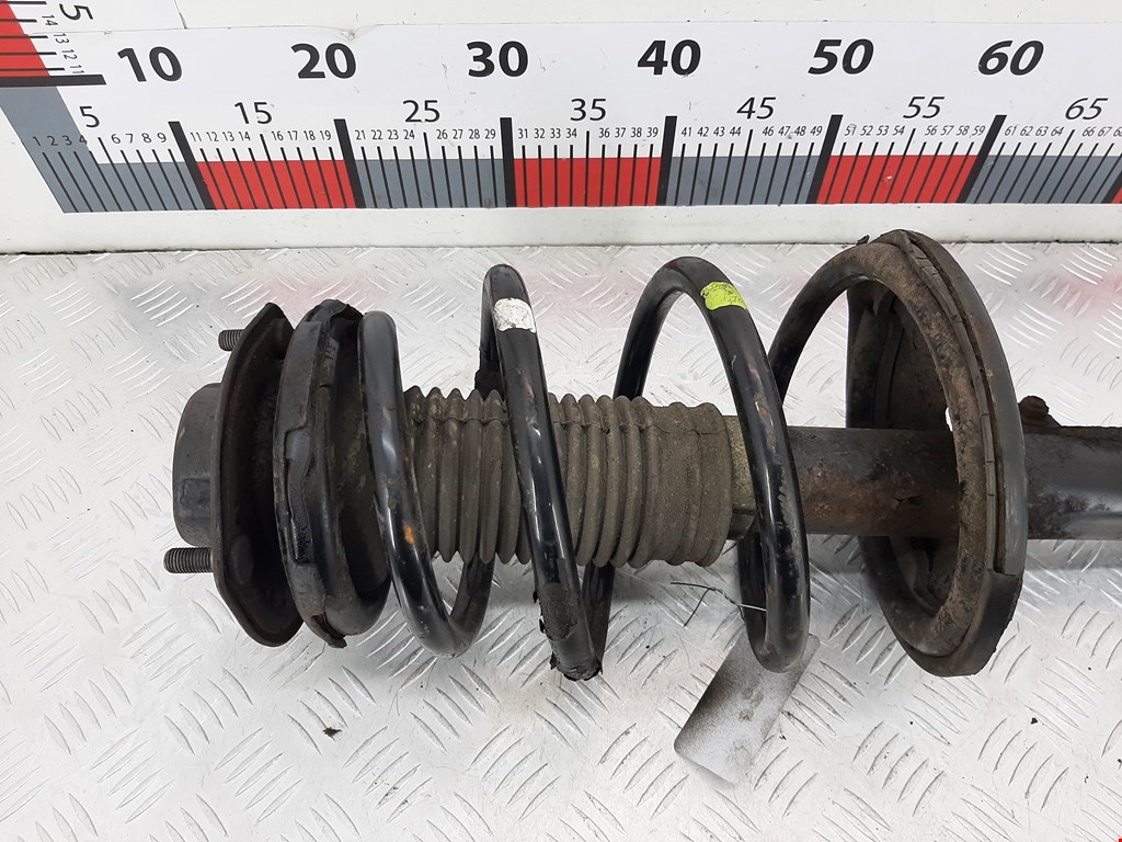 Амортизатор передний левый LEXUS RX 300 1997-2003