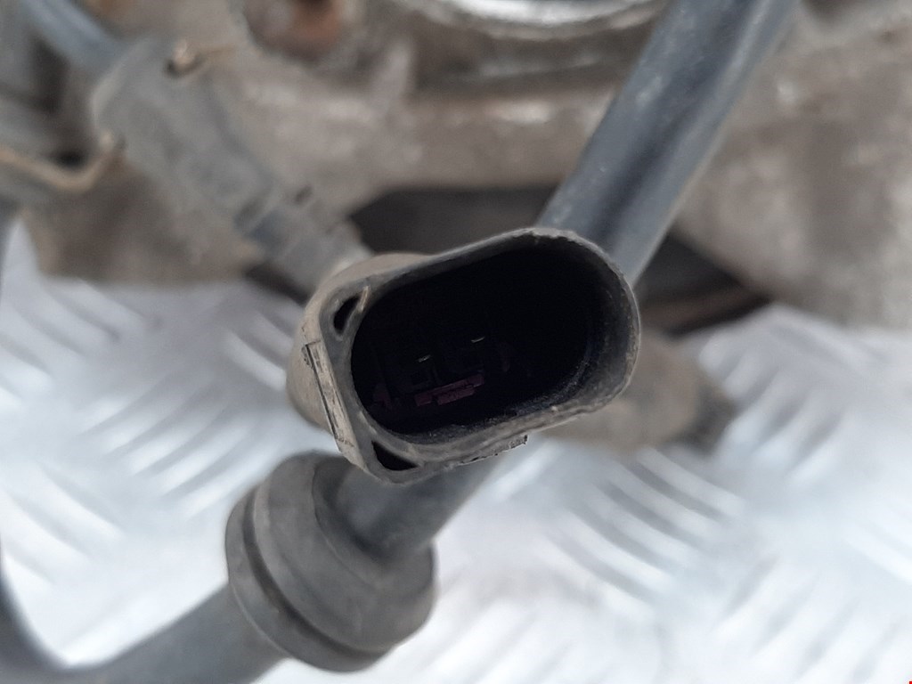 Ступица задняя правая VOLKSWAGEN Touareg 2010-2018