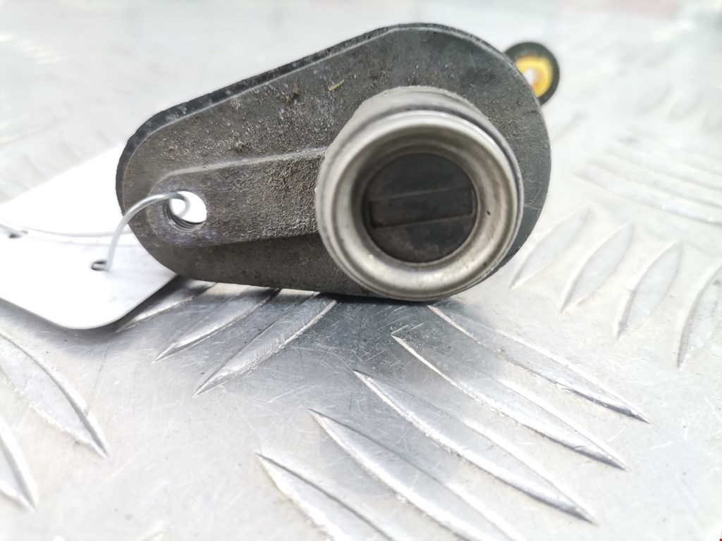 Вставка замка багажника HYUNDAI Tucson l 2004-2010