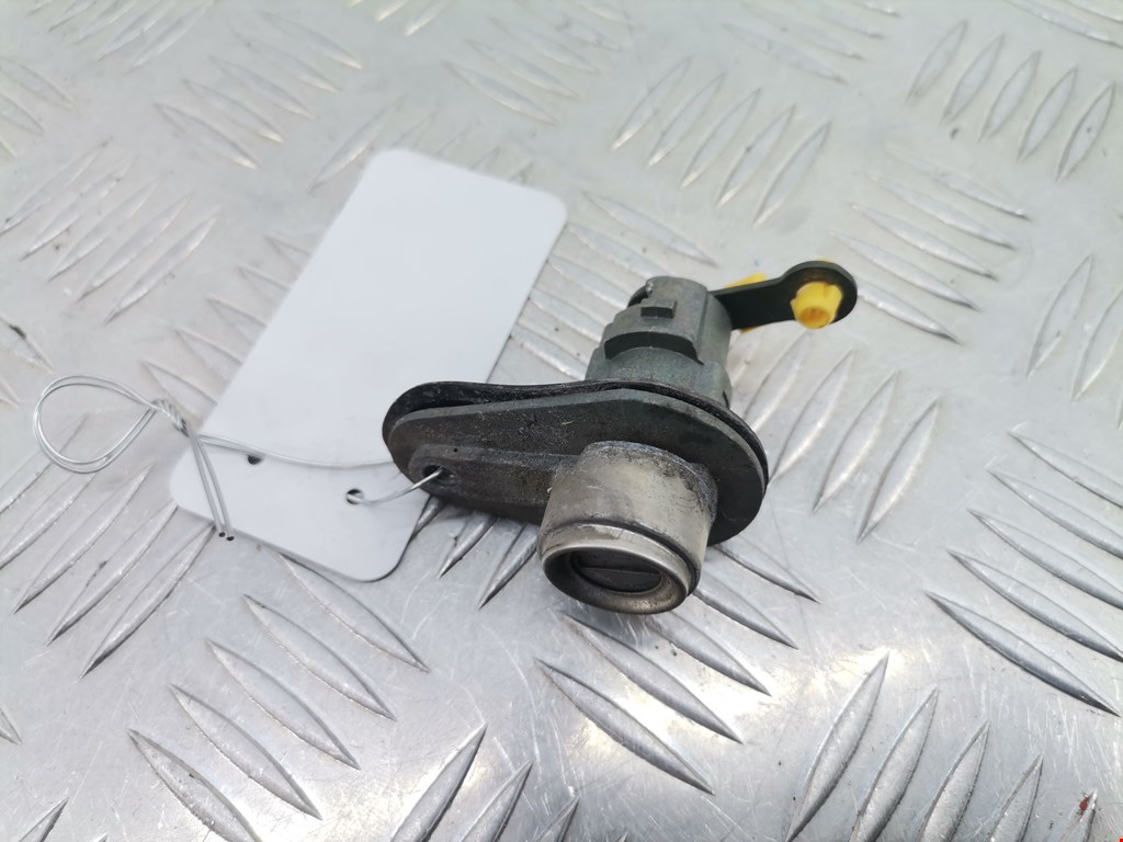 Вставка замка багажника HYUNDAI Tucson l 2004-2010