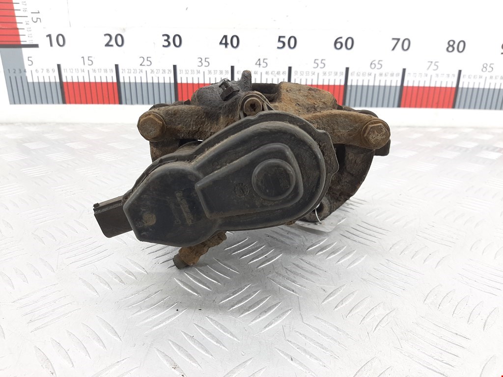 Суппорт задний правый AUDI A4 B8 2007-2015