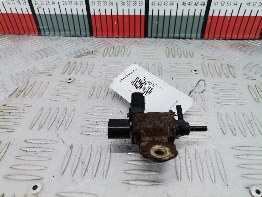 Клапан воздушного фильтра Ford Mondeo 3 (2000-2007)