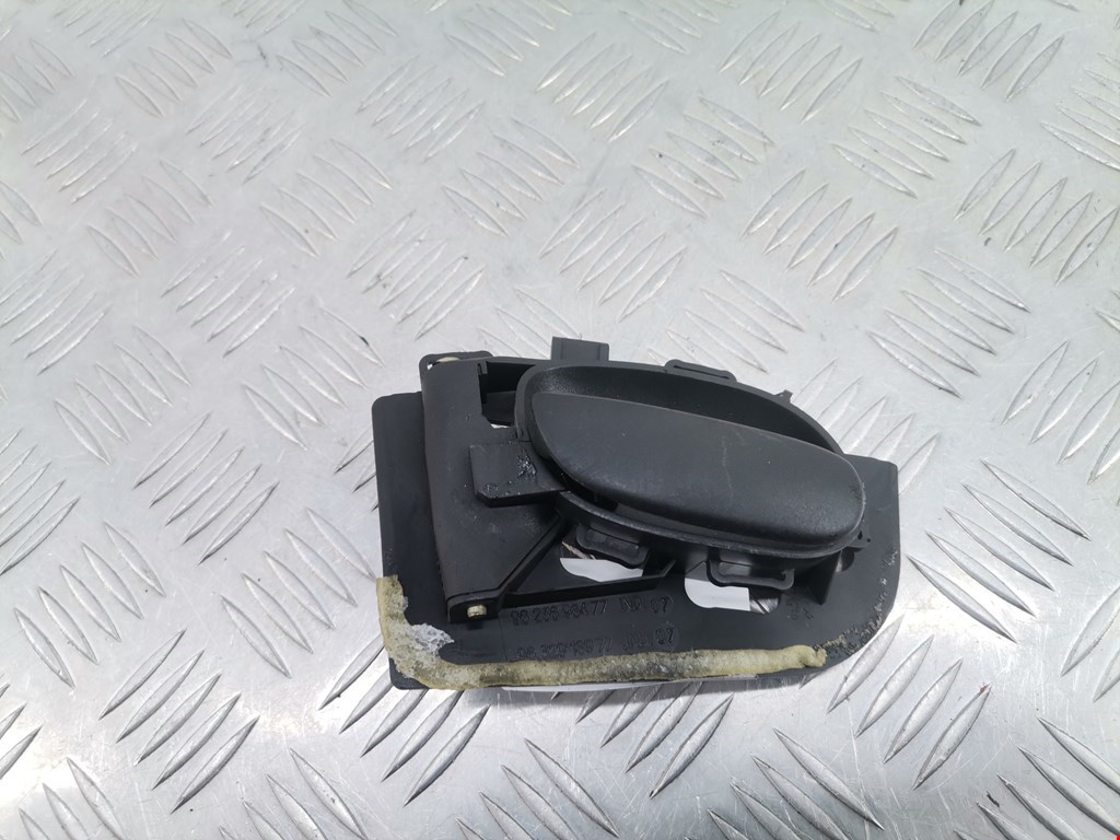 Ручка дверная передняя внутренняя левая PEUGEOT 206 1998-2012