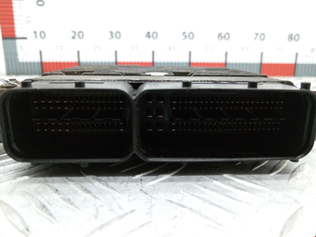 Блок управления двигателя (ЭБУ) SKODA Rapid 2012-2020