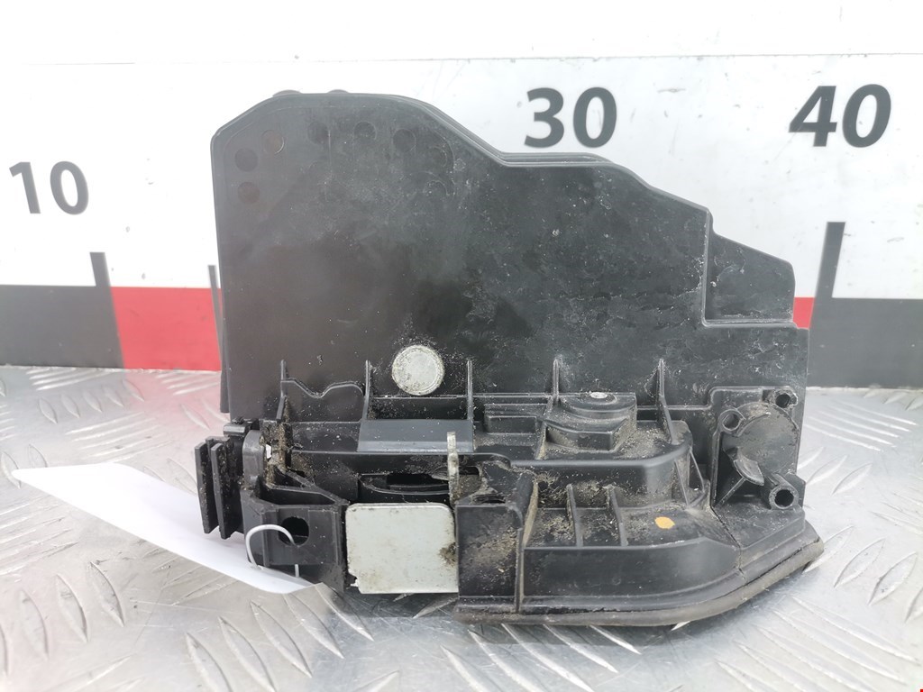 Замок двери передней левой BMW 5er 5 серия F10/F11/F07 2009-2017