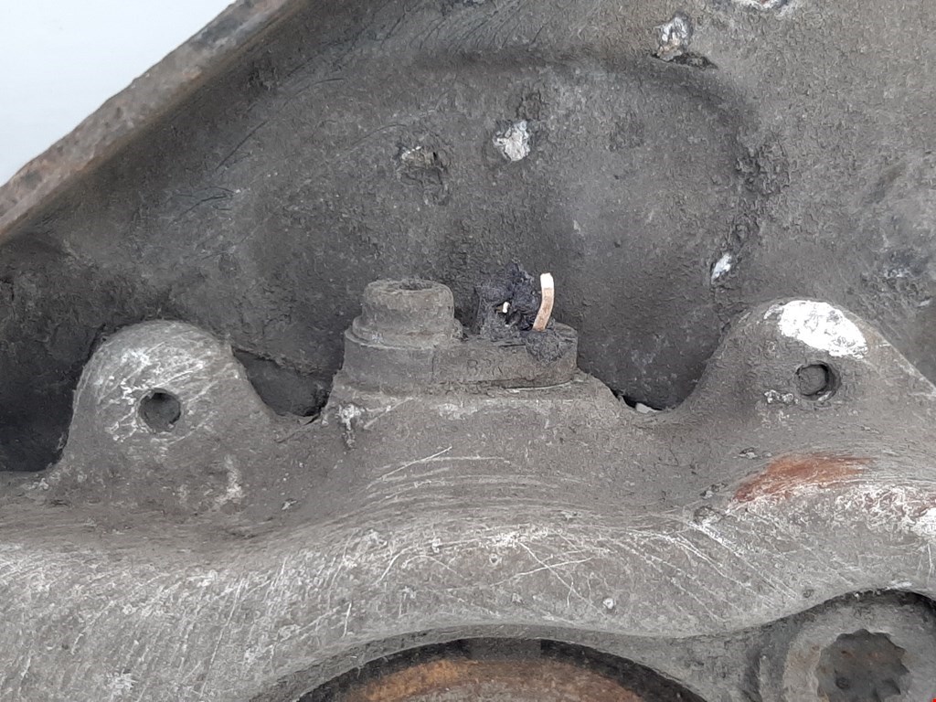 Ступица передняя правая VOLKSWAGEN Phaeton 2002-2016