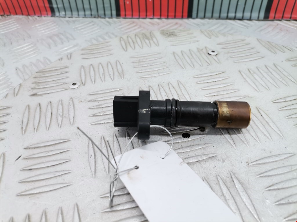 Датчик положения коленвала TOYOTA Aygo AB10 2005-2014