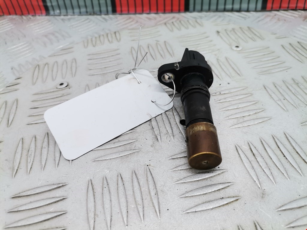 Датчик положения коленвала TOYOTA Aygo AB10 2005-2014