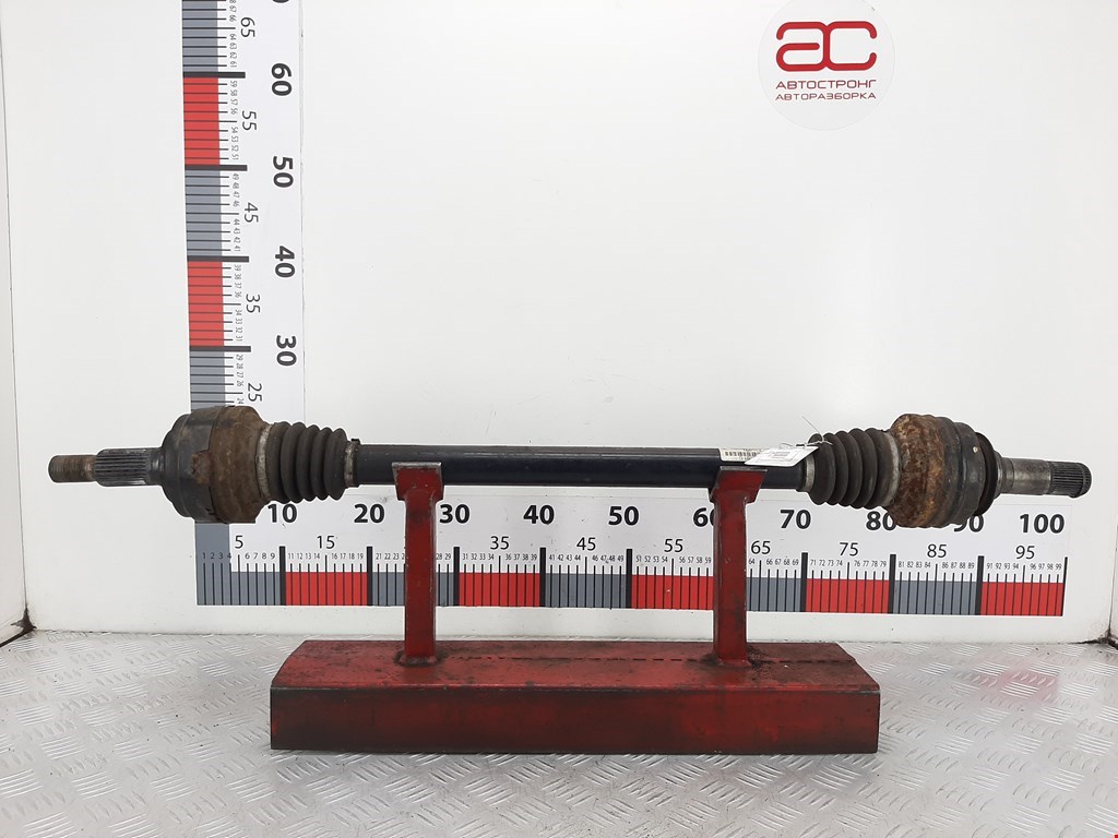 Полуось задняя правая (приводной вал шрус) Volkswagen Touareg 2 (2010-2018)