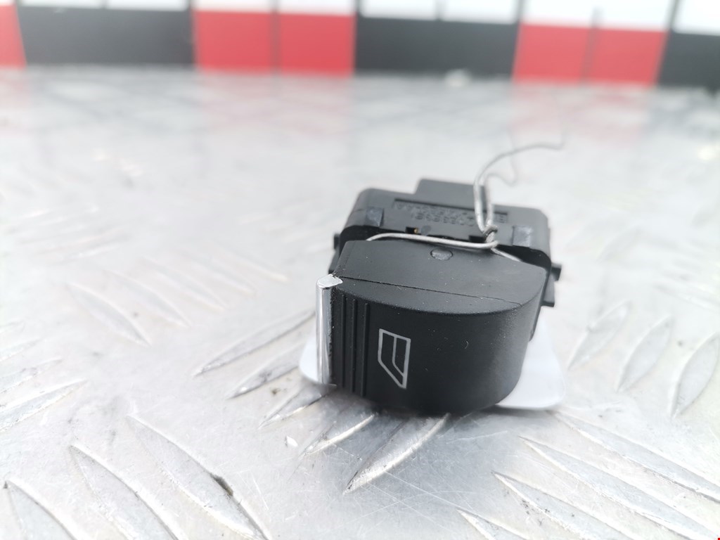 Кнопка стеклоподъемника FORD Focus III 2011-2019