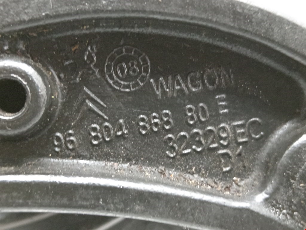 Ролик двери сдвижной (левый/правый средний верхний/нижний) PEUGEOT Partner 2008-2018