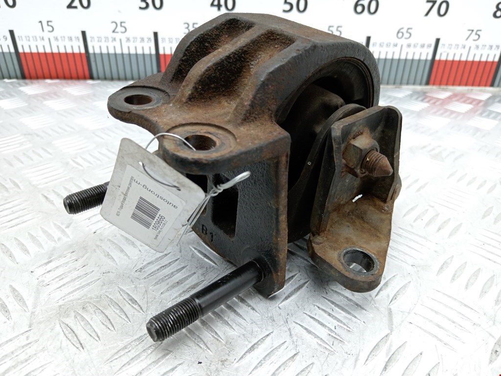 Подушка (опора) крепления двигателя Hyundai Santa Fe 2 (CM) (2005-2012)