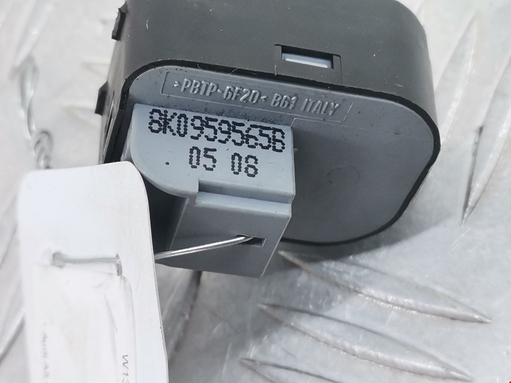 Блок управления зеркалами AUDI A5 2007-2016