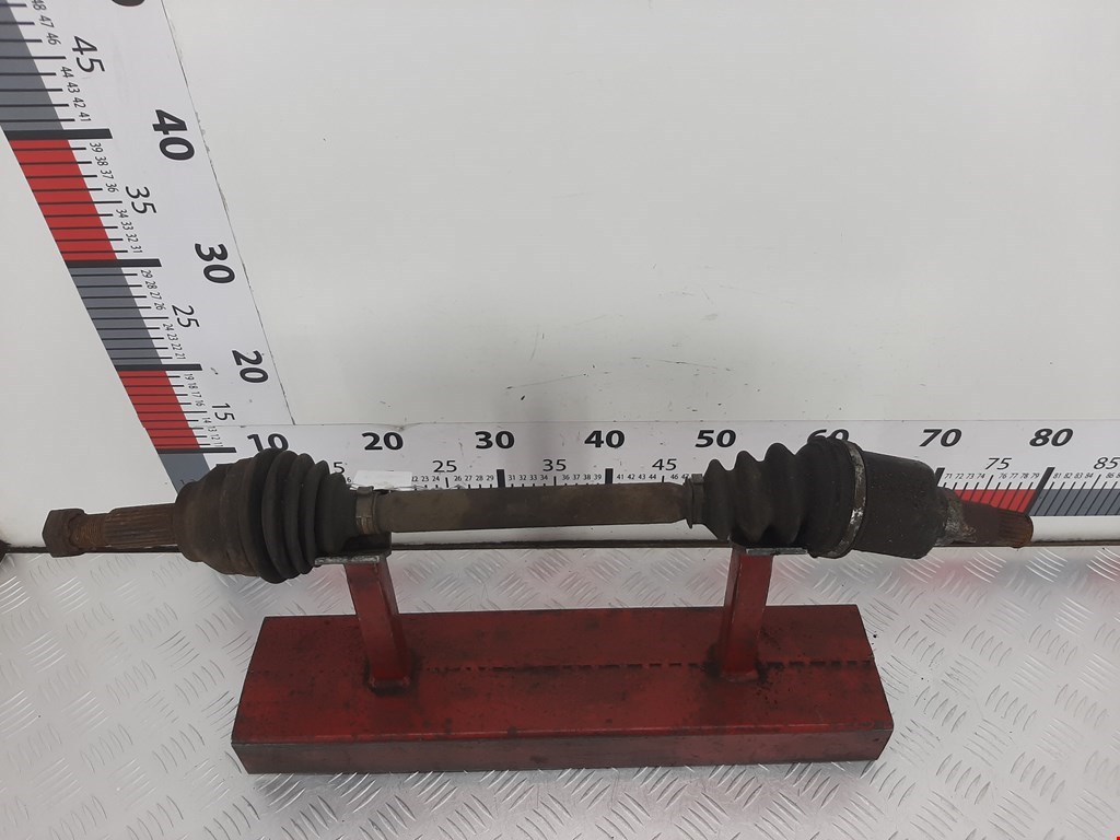 Полуось (привод, приводной вал) передняя левая FORD Focus I 1998-2005