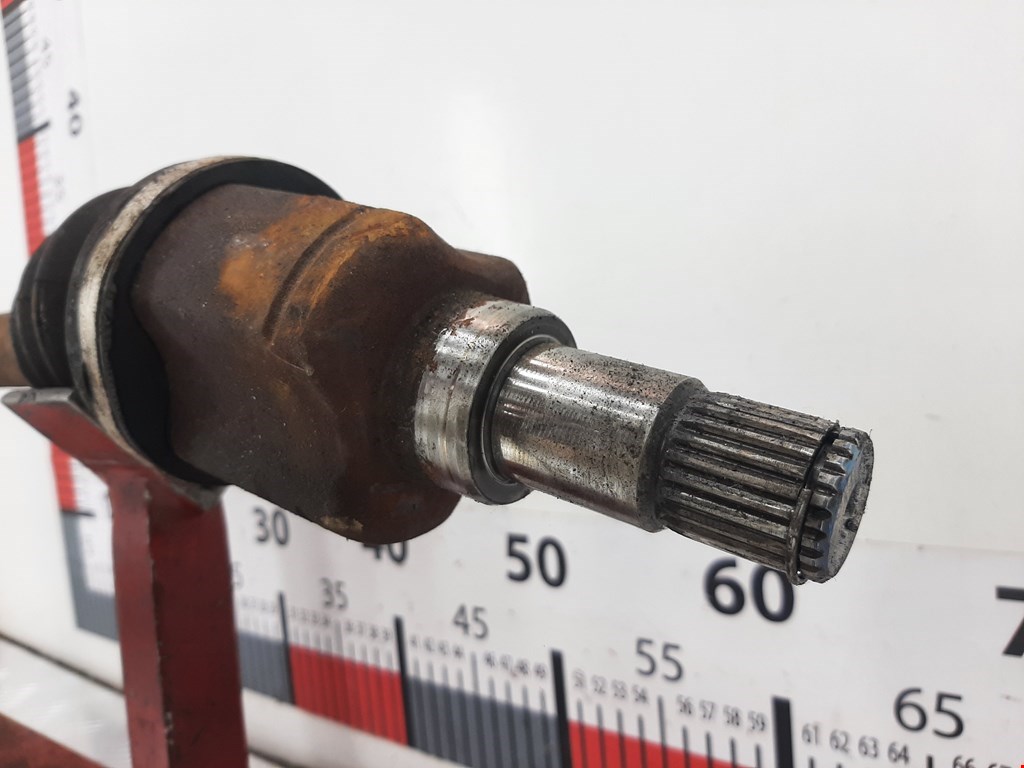 Полуось (привод, приводной вал) передняя левая FORD Focus I 1998-2005