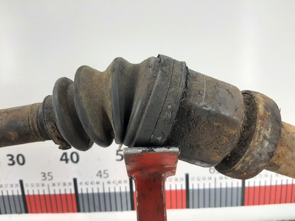 Полуось (привод, приводной вал) передняя правая FORD Focus I 1998-2005