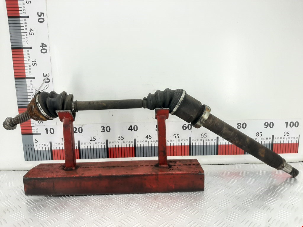 Полуось (привод, приводной вал) передняя правая FORD Focus I 1998-2005