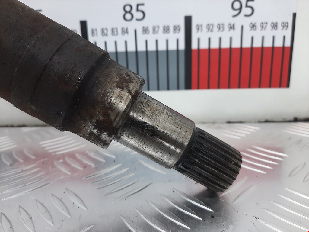 Полуось (привод, приводной вал) передняя правая FORD Focus I 1998-2005