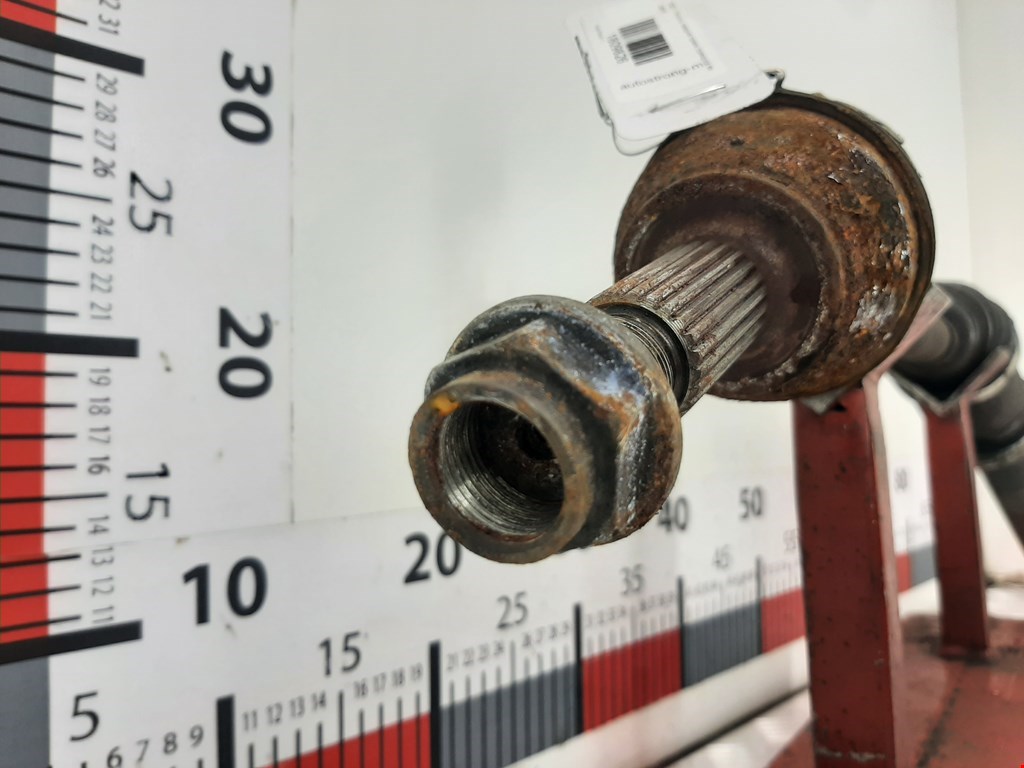 Полуось (привод, приводной вал) передняя правая FORD Focus I 1998-2005