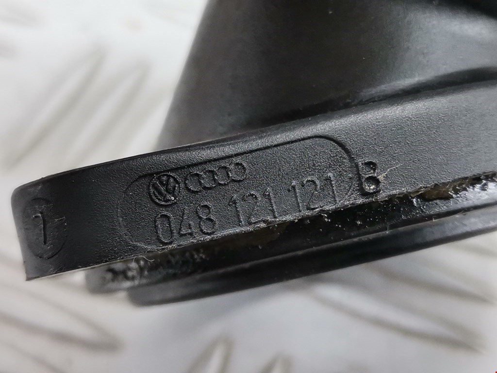 Корпус термостата AUDI A4 B5 1995-2001