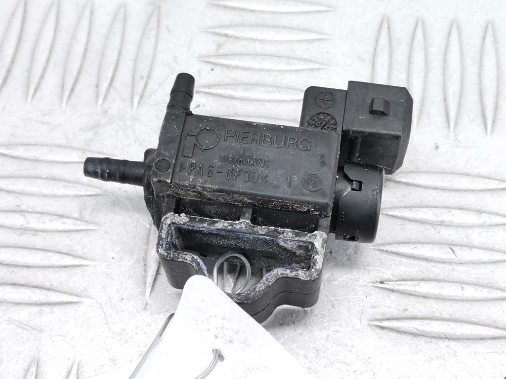 Клапан воздушного фильтра Opel Vectra B (1995-2002)