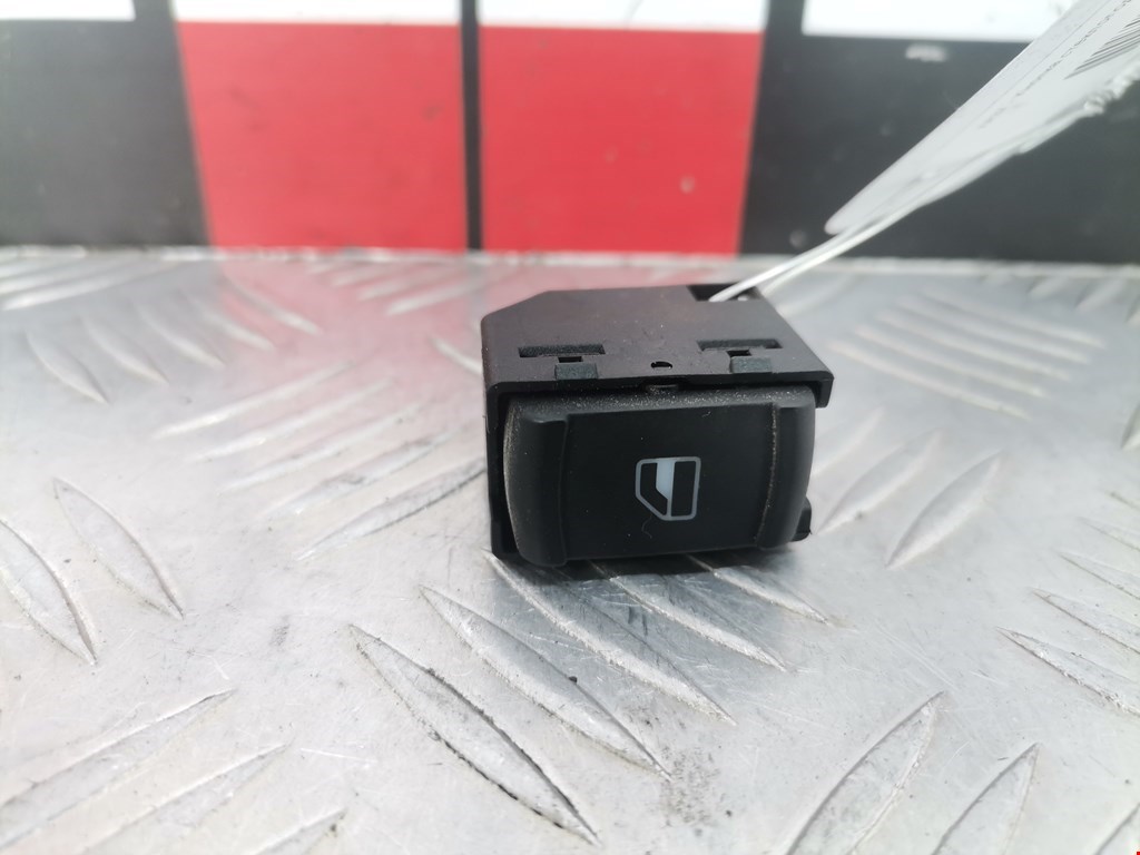 Кнопка стеклоподъемника SKODA Octavia A4 1U- 1997-2010