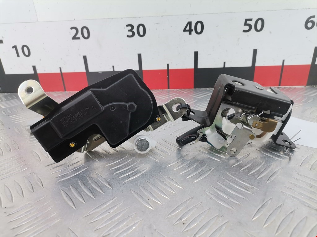 Замок багажника (крышки двери) HONDA CR-V II 2002-2007