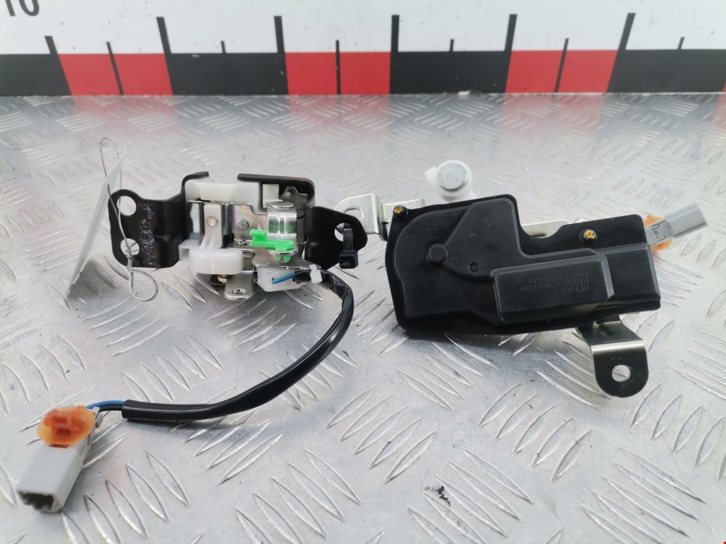 Замок багажника (крышки двери) HONDA CR-V II 2002-2007