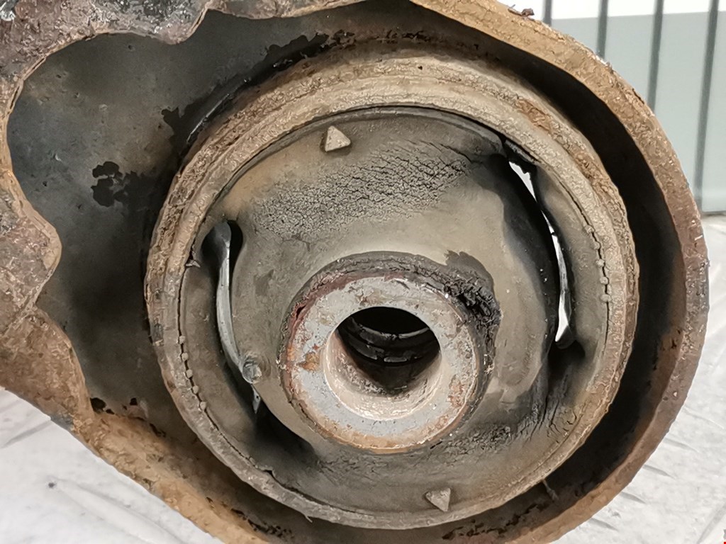 Рычаг передний правый MITSUBISHI Lancer X CX, CY,CZ 2007-2017