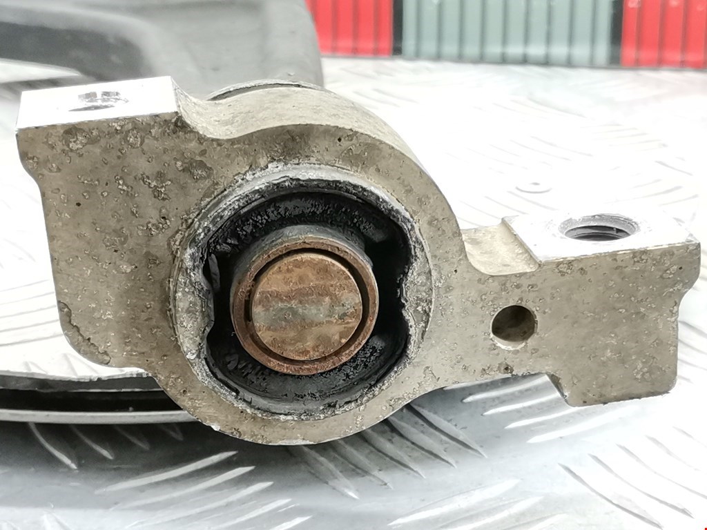 Рычаг передний правый PEUGEOT 407 2004-2010