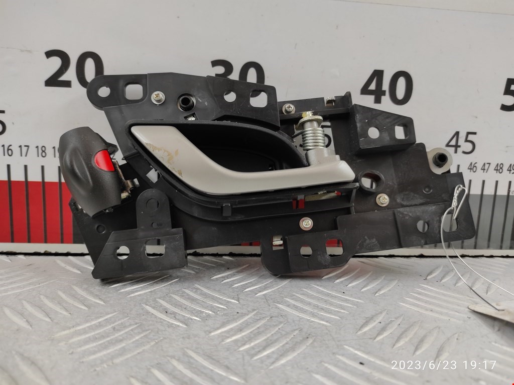 Ручка дверная задняя внутренняя правая HONDA Civic 4D 2006-2016