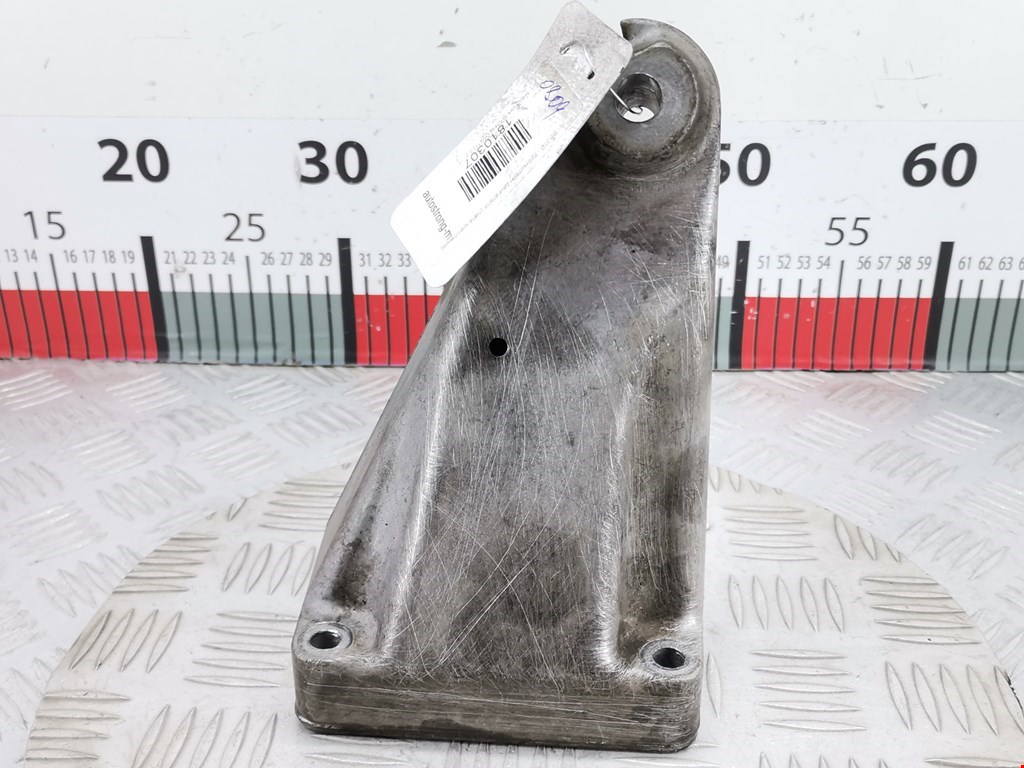 Кронштейн (крепление лапа) двигателя Mercedes E-Class (W211) (2002-2009)